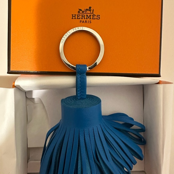 Hermès Blue Leather Tassel Keychain - Picture 7 of 9